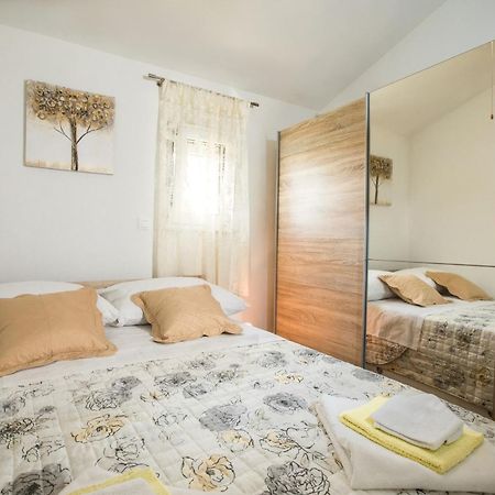 Apartments Essentia Podstrana Dış mekan fotoğraf