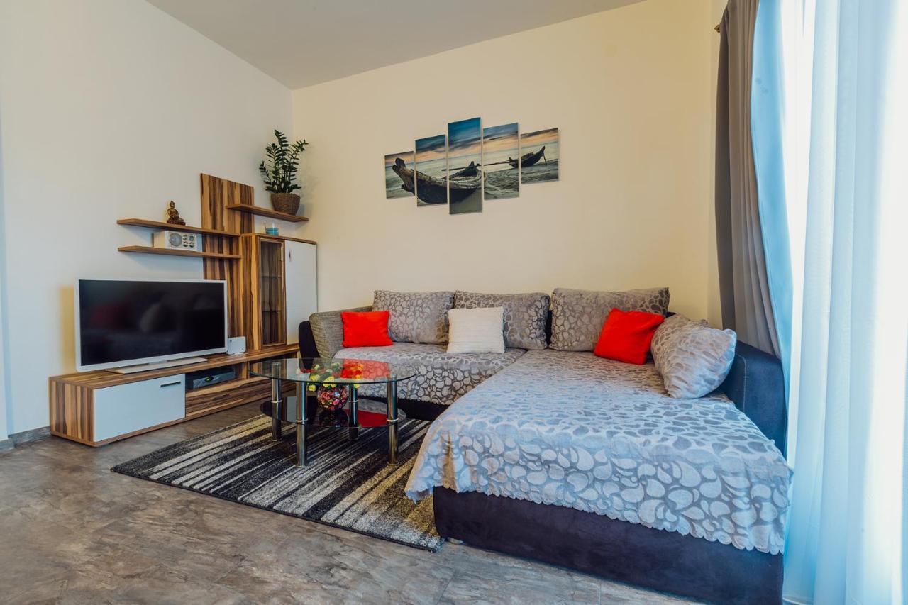 Apartments Essentia Podstrana Dış mekan fotoğraf