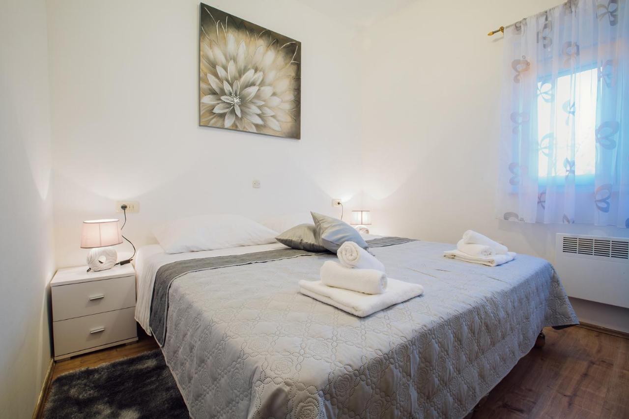 Apartments Essentia Podstrana Dış mekan fotoğraf