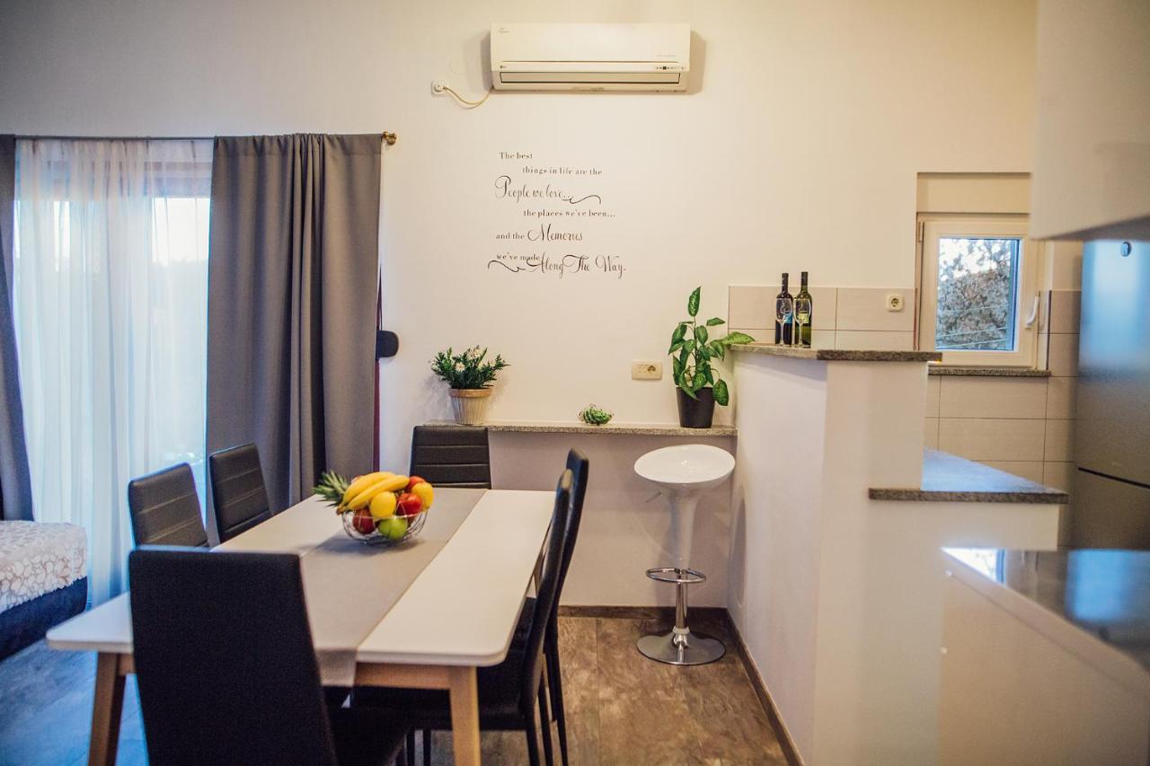 Apartments Essentia Podstrana Dış mekan fotoğraf