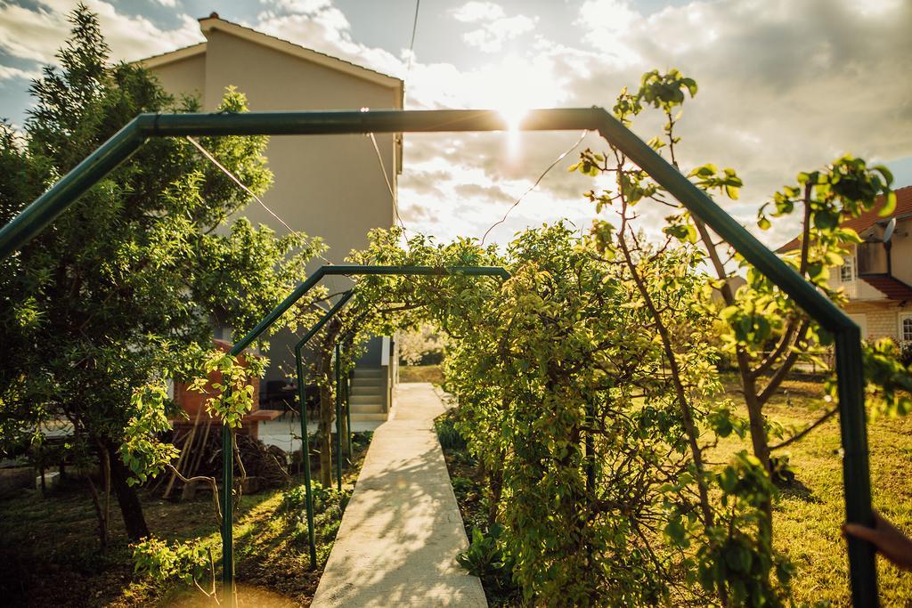 Apartments Essentia Podstrana Dış mekan fotoğraf